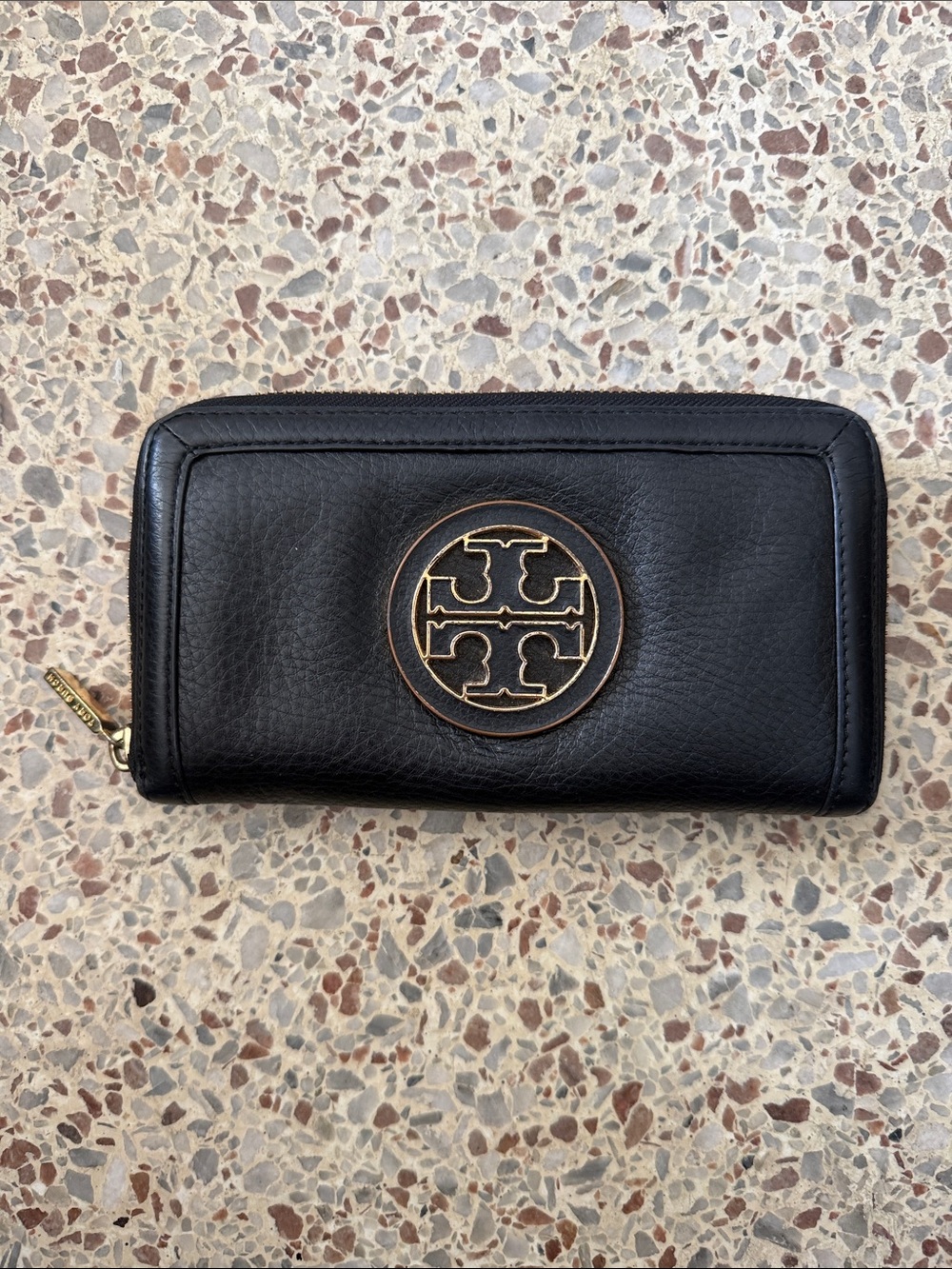 Tory Burch Black Leather Zip Wallet with Gold Logo